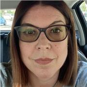 Salve , sono Berry de man, mi offro come aiuto compiti per inglese. Inglese e come una seconda lingua per me e ti posso aiutare con i tuoi compiti per scuola elementare, primario e secondario ovviamente anche adulti. 
Inglese è una bella lingua e ormai in